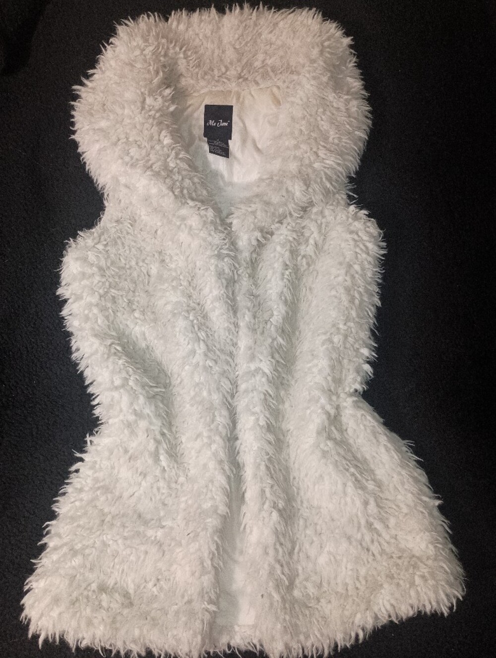LUXURIOUS, OVERSIZED SHERPA VEST in Cream Linen with Satin Lining Interior